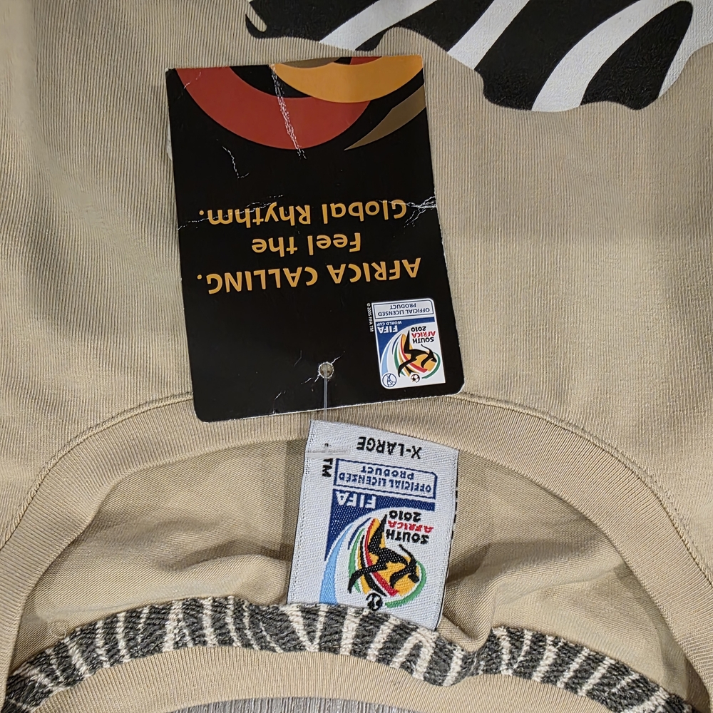 2010 FIFA World Cup South Africa Graphic T-Shirt Beige XL - Picture 4 of 8